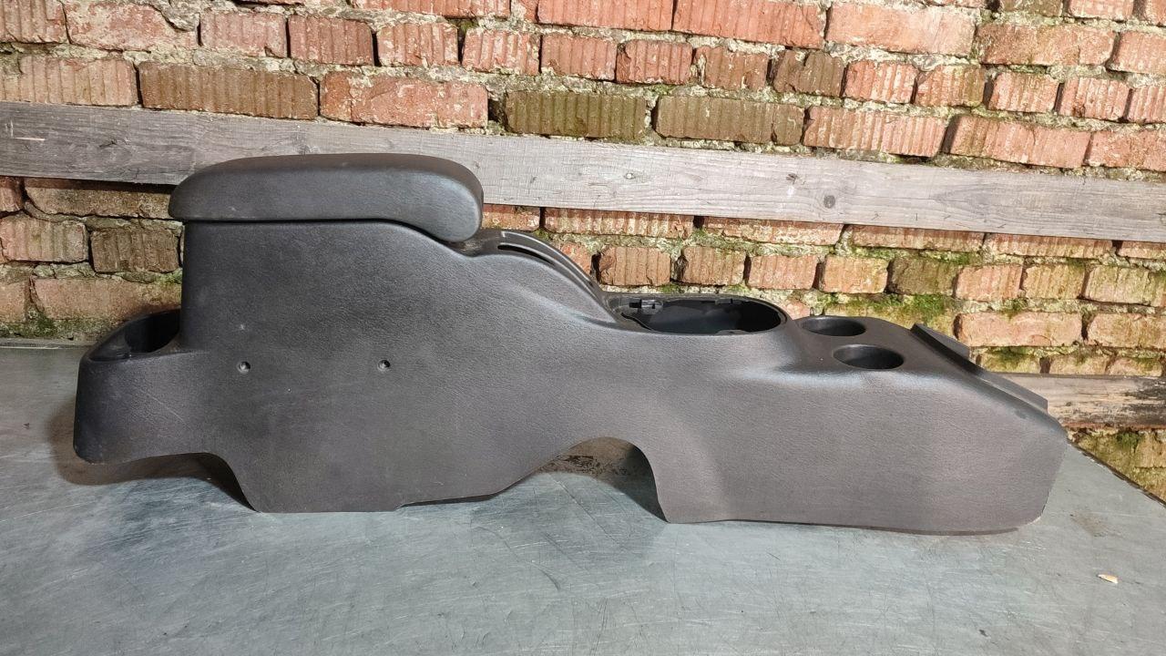 консоль салона (центральная часть) Chrysler Sebring 2 поколение 2002 - фото №1