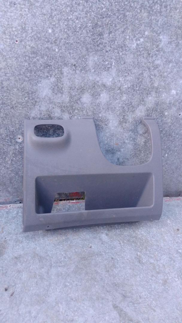 накладка на торпедо (консоль) Ford Tourneo Connect 1 поколение (2002 - 2009) - фото №1