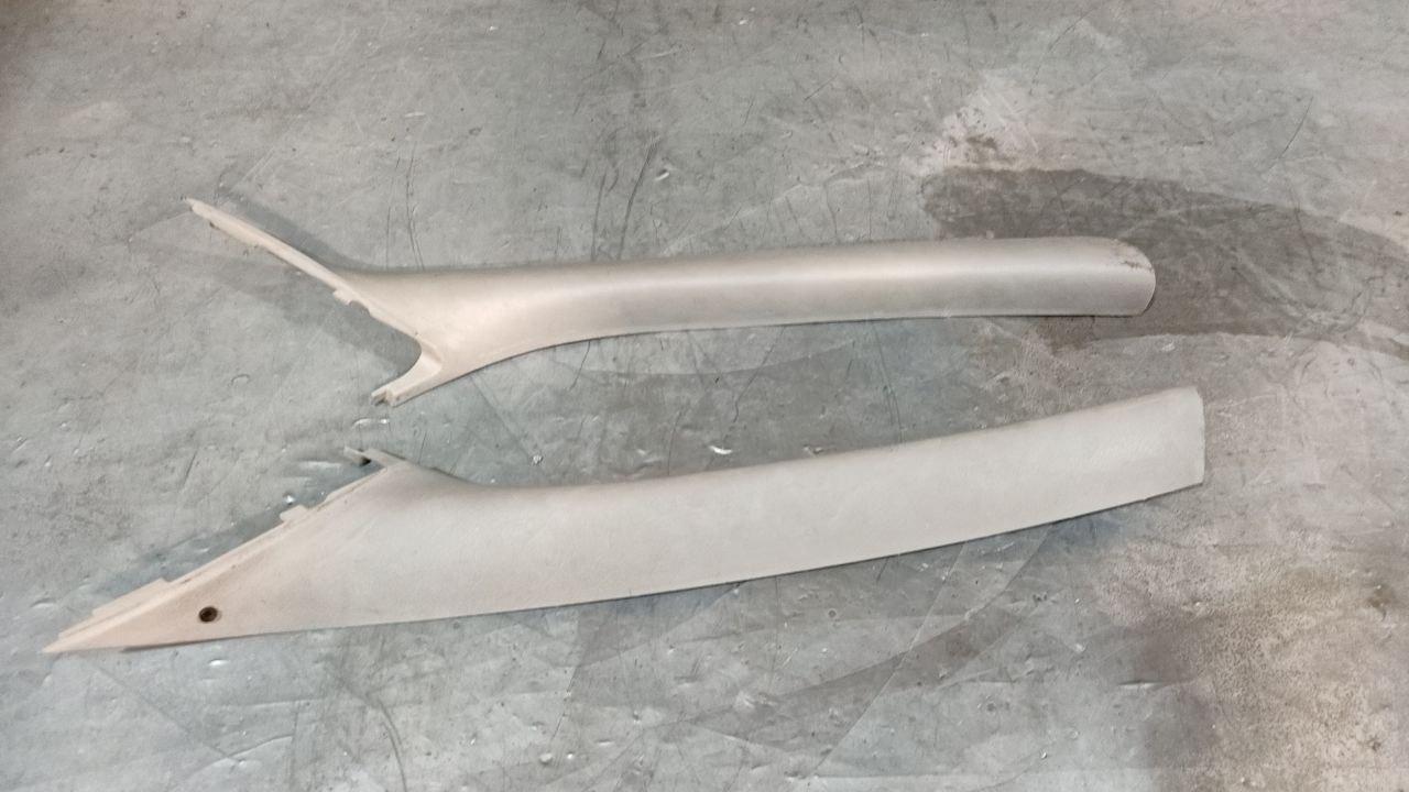 обшивка стойки Chrysler Sebring 2 поколение 2002 - фото №1