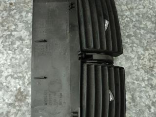 дефлектор обдува салона Peugeot 307 1 поколение 2003, 9634511177