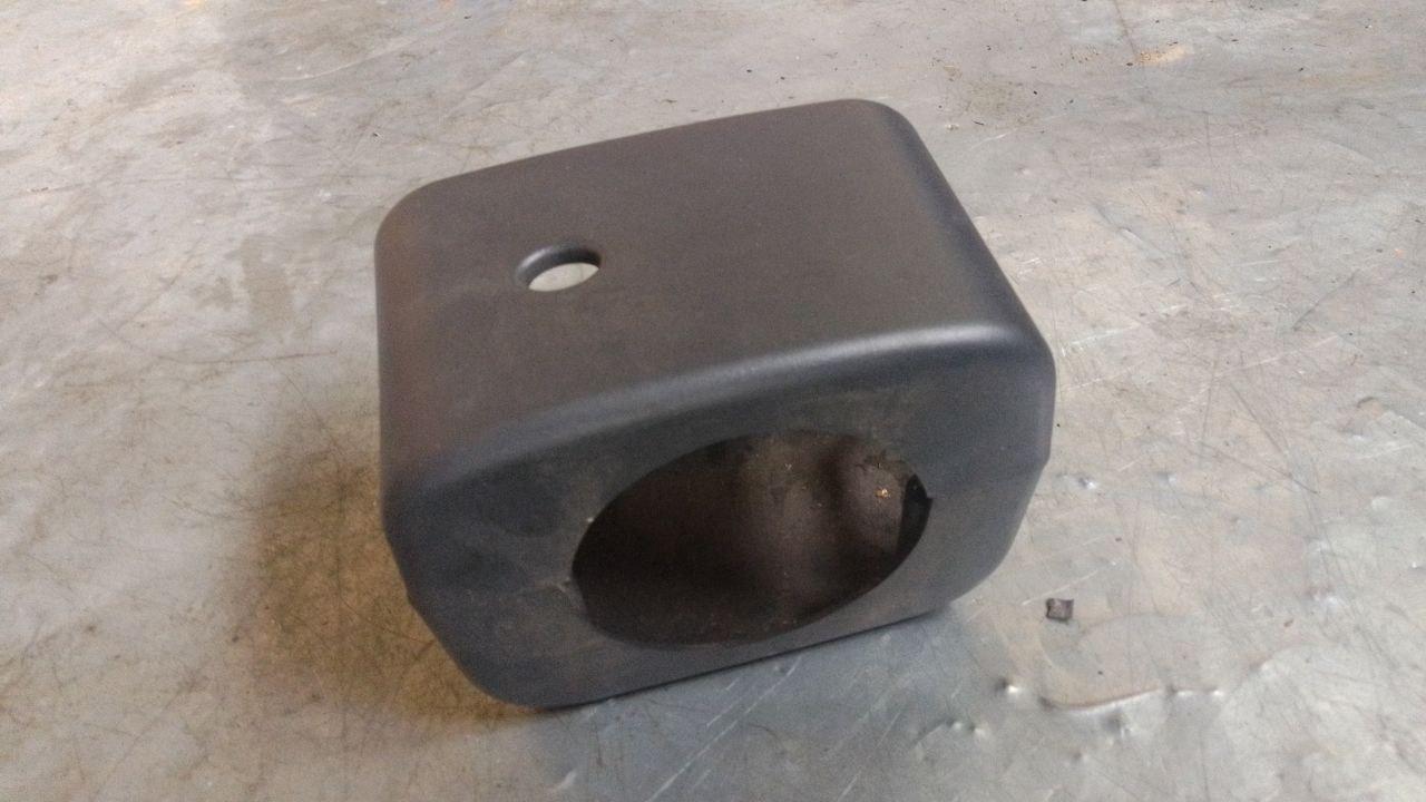 кожух рулевой колонки Chrysler Sebring 2 поколение 2002 - фото №1