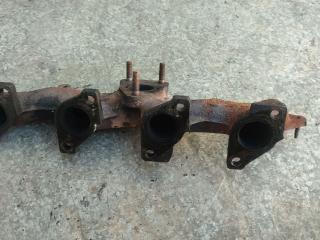 коллектор выпускной Peugeot 307 1 поколение 2005, 2.0 л., дизель