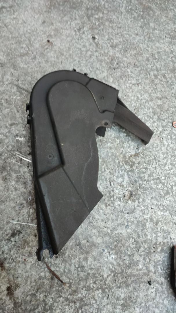 защита (кожух) ремня ГРМ Peugeot 307 1 поколение 2004, 2.0 л., дизель, 9628959180, 9628959180 - фото №1