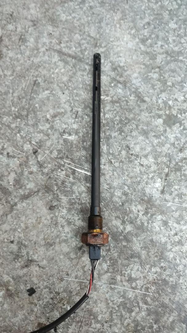 датчик уровня масла Citroen C3 1 поколение 2003, 2.0 л., дизель - фото №1