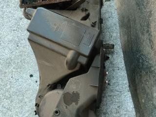 корпус отопителя (печки) Dodge Caravan 4 поколение (2000 - 2007), 2.4 л., бензин, P05005111AA