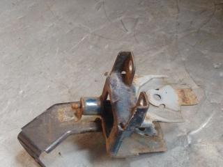 кронштейн КПП Dodge Caravan 4 поколение (2000 - 2007), 2.4 л., бензин, 04861459AA