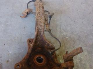 кулак поворотный правый Chrysler Sebring 2 поколение (2000 - 2003), 04764752AA