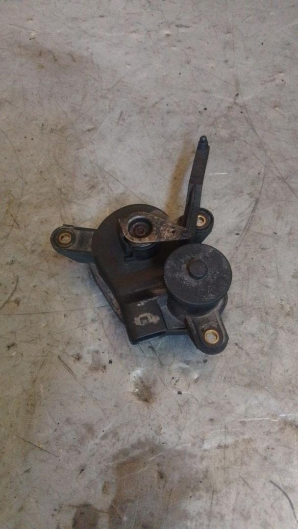 сервопривод заслонок впускного коллектора Mercedes-Benz C-Класс W203/S203/CL203 (2000 - 2004), 2.2 л., дизель, A6111500394, 6111500394, 72264411 - фото №1