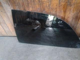 стекло кузовное боковое левое Dodge Caravan 4 поколение (2000 - 2007)