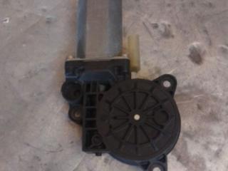 моторчик стеклоподъемника передний левый Ford Fiesta 5 поколение 2005, 0130821938