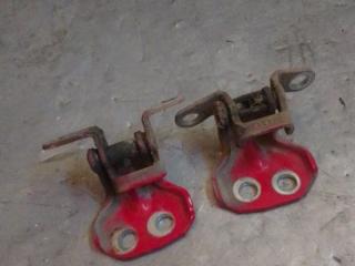 петля двери Ford Fiesta 5 поколение 2005