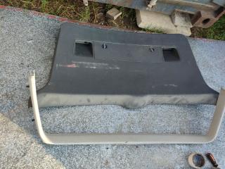 обшивка крышки багажника Volkswagen Touran 1 поколение (2003 - 2006), 1T0867601E