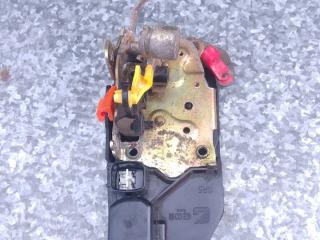 замок двери передней правой Dodge Caravan 4 поколение (2000 - 2007)