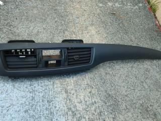 накладка на торпедо (консоль) Mitsubishi Lancer 9 поколение (2003 - 2010), MR532228