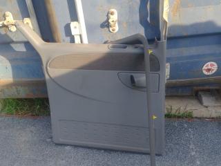 обшивка двери задняя левая Dodge Caravan 4 поколение (2000 - 2007), 1202430, 0UV451D5AA