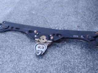 стеклоподъемник задний правый Mercedes-Benz C-Класс W203/S203/CL203 (2000 - 2004)