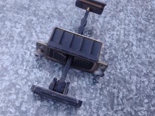 ограничитель открывания двери Mercedes-Benz C-Класс W203/S203/CL203 (2000 - 2004)