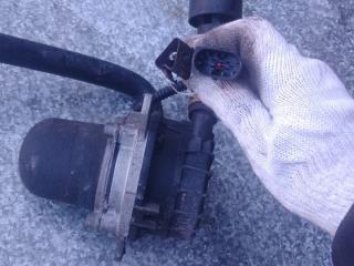 насос воздушный Peugeot 307 1 поколение (2001 - 2005), 2.0 л., бензин, 963945018