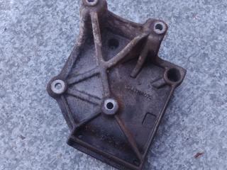 кронштейн двигателя Mitsubishi Lancer 9 поколение (2003 - 2010), 2.0 л., бензин, MN134179