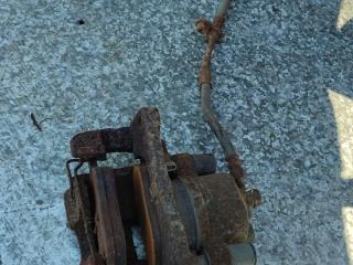 суппорт передний левый Toyota Yaris P1 2003, 434200D170C