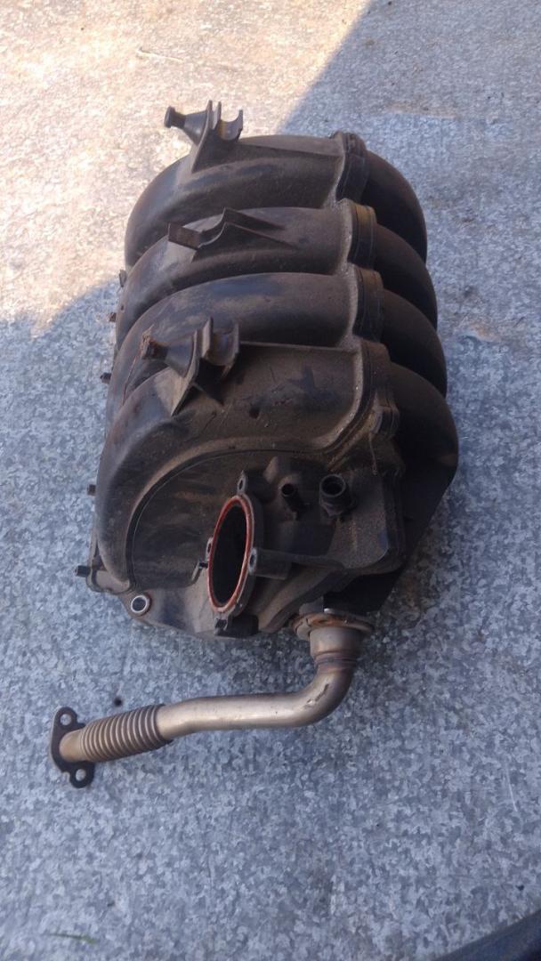 коллектор впускной Volkswagen Golf Plus 1 поколение (2005 - 2009), 1.6 л., бензин, 03C129711F, 2900310509, 03C129709F - фото №1