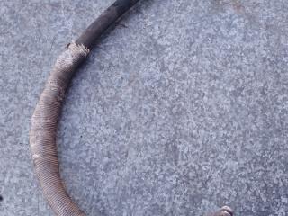 трубка кондиционера Volkswagen Golf Plus 1 поколение (2005 - 2009), 1.6 л., бензин, 1K0820721