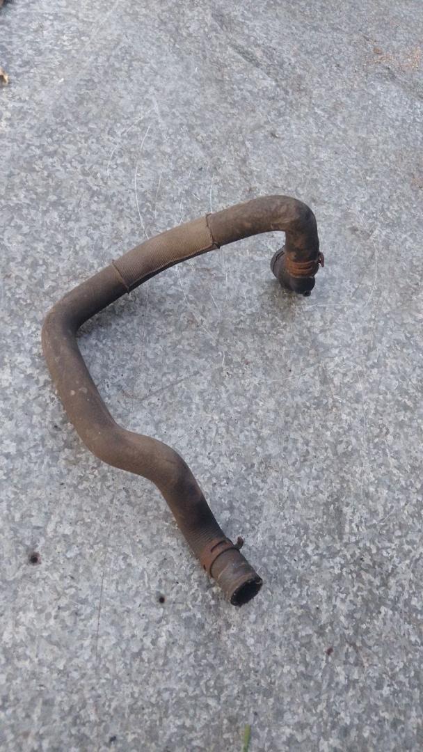 трубка охлаждающей жидкости Volkswagen Golf Plus 1 поколение (2005 - 2009), 1.6 л., бензин - фото №1