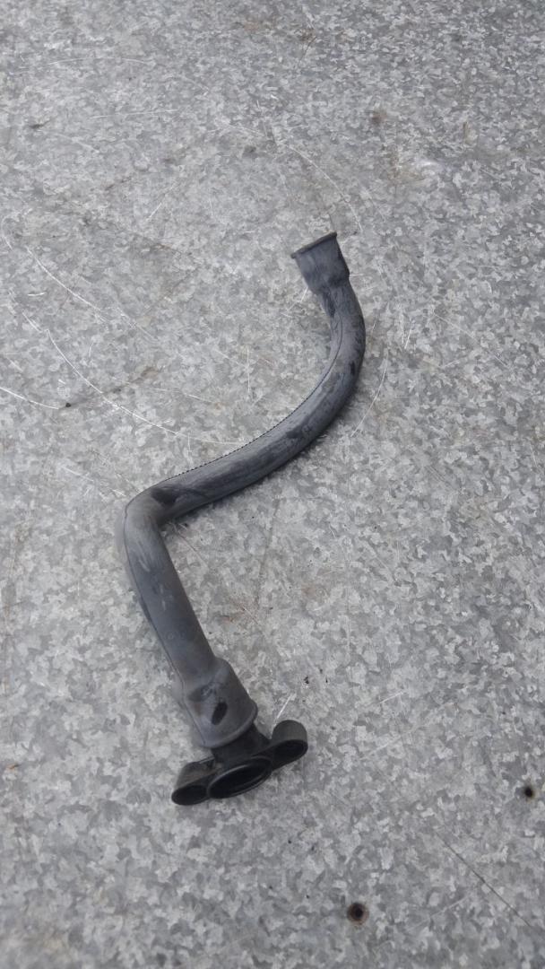 патрубок отопителя (печки) Volkswagen Golf Plus 1 поколение (2005 - 2009), 5M1816311 - фото №1