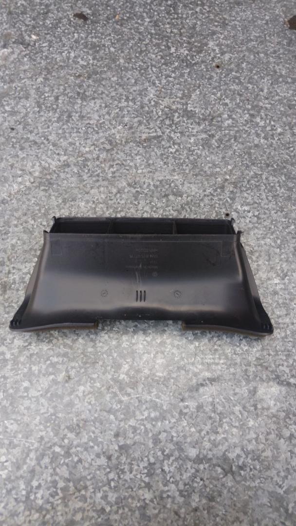 воздуховод печки Volkswagen Golf Plus 1 поколение (2005 - 2009), 5M1815077R - фото №1