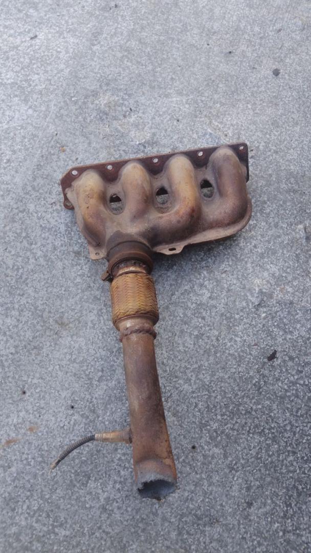 коллектор выпускной Peugeot 307 1 поколение (2001 - 2005), 2.0 л., бензин - фото №1