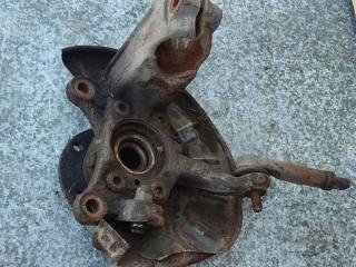 кулак поворотный правый Volkswagen Golf Plus 1 поколение (2005 - 2009)