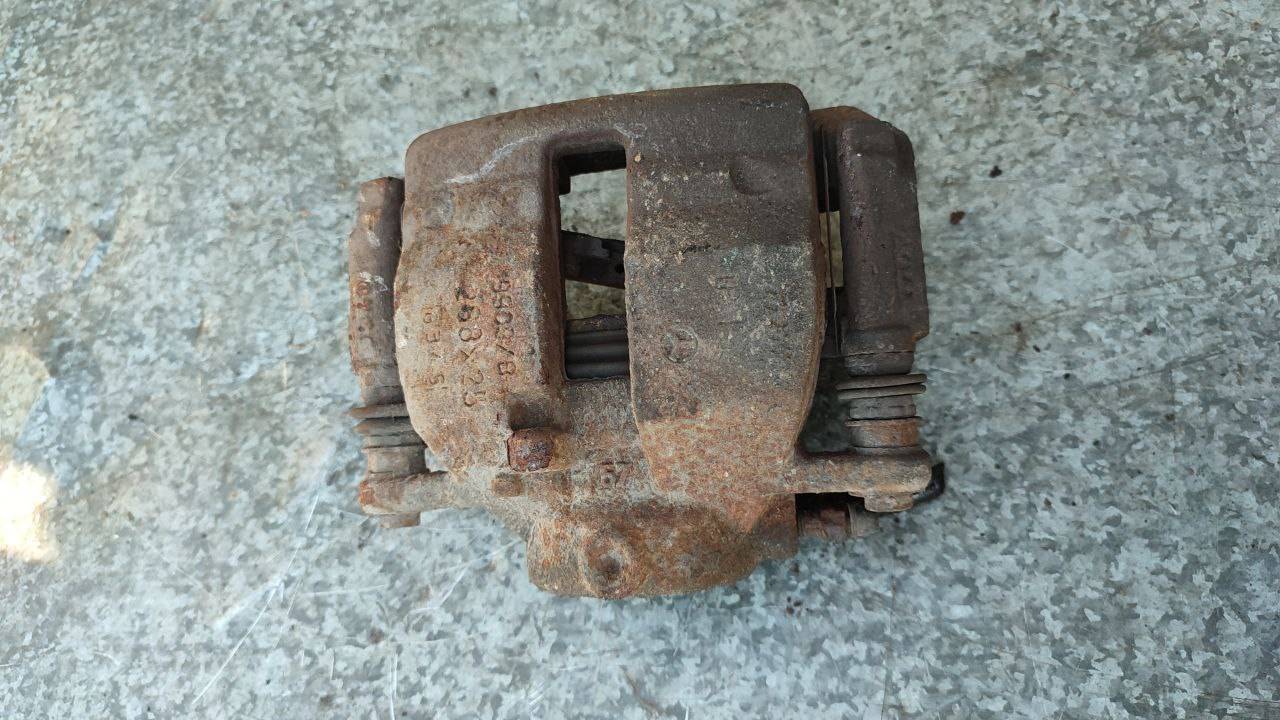 суппорт передний правый Mercedes-Benz A-Класс W169 (2004 - 2008) - фото №1