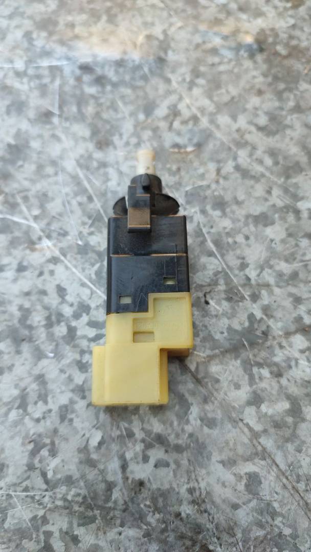 Датчик педали тормоза (лягушка) Mercedes-Benz A-Класс W169 (2004 - 2008), A0015454409, 0015454409 - фото №1