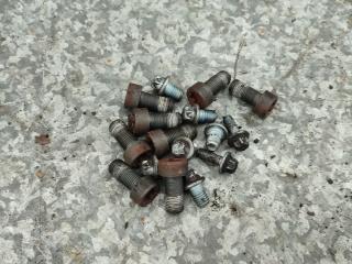 болт двигателя Mercedes-Benz A-Класс W169 (2004 - 2008), 2.0 л., дизель