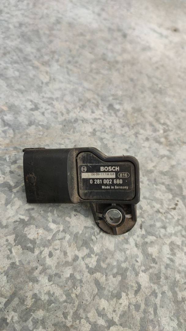 датчик абсолютного давления Honda Civic 8 поколение (2005 - 2008), 2.2 л., дизель, 0281002680 - фото №1