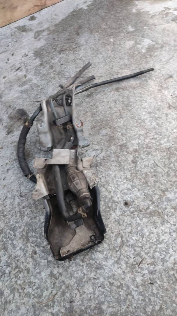 насос топливный ручной (подкачка) Honda Civic 8 поколение (2005 - 2008), 2.2 л., дизель - фото №1