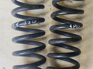 пружина задняя BMW 3 серия E90 [рестайлинг] 2009, 2.0 л., N46 B20 BD, бензин, АКПП, 475 black saphire metallic, седан, задний привод, правый руль, 33536767337