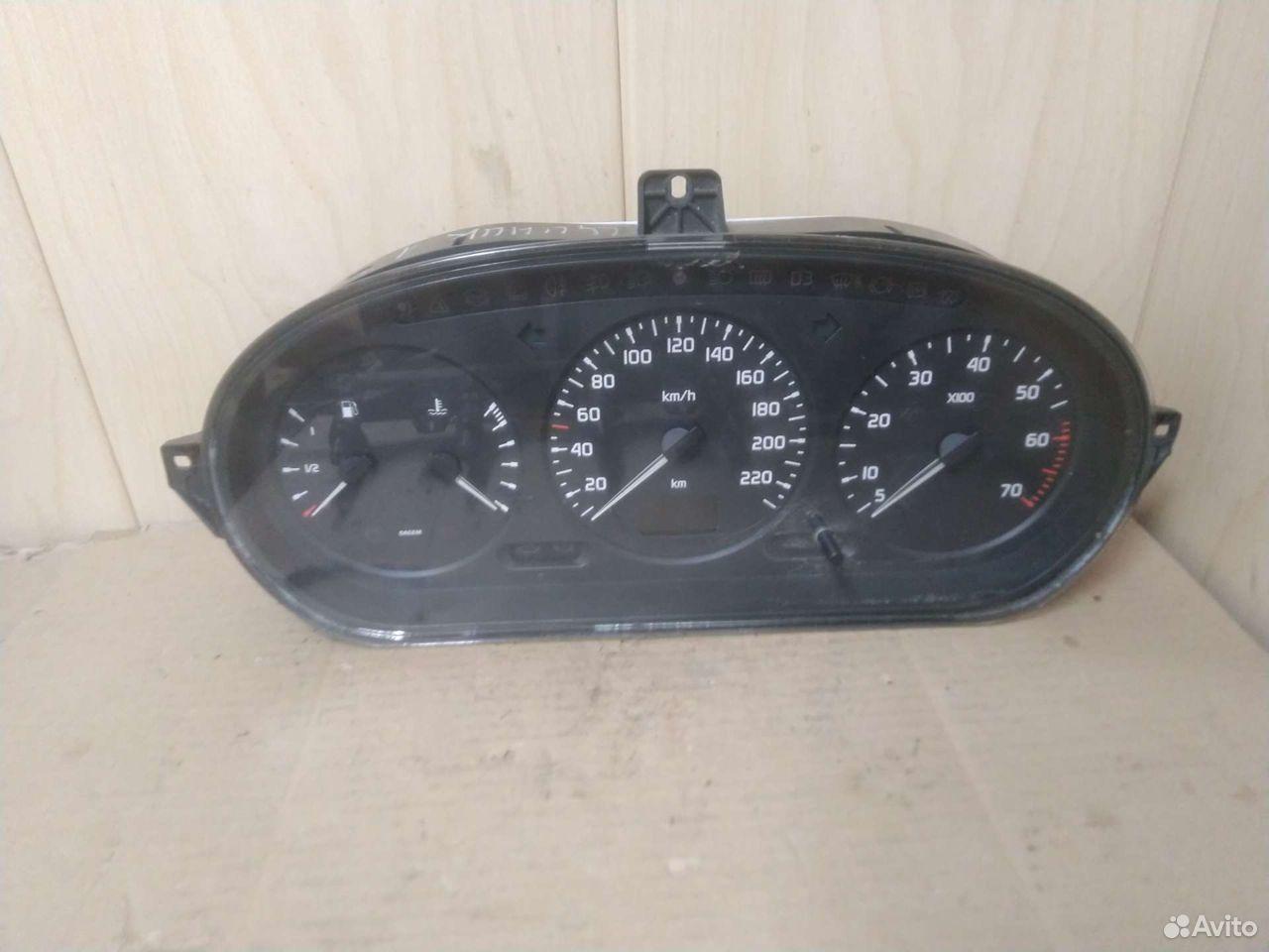 щиток приборов (приборная панель) Renault Scenic 1 поколение (1996 - 1999), АКПП - фото №1