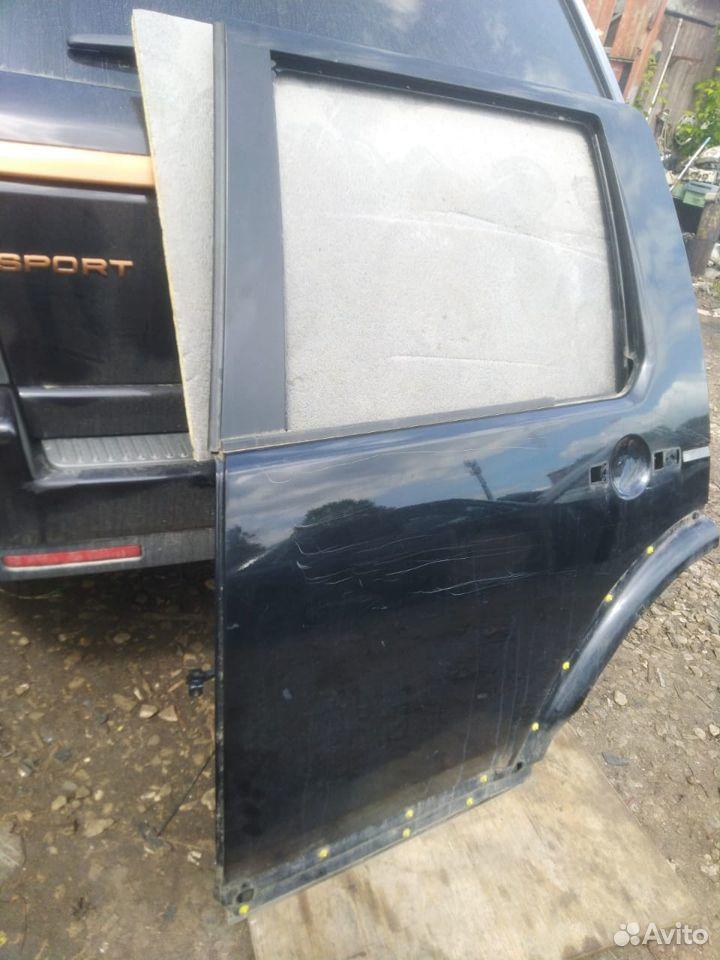 дверь задняя левая Land Rover Discovery 3 поколение 2006, 4.4 л., бензин, АКПП, внедорожник 5 дв. - фото №1