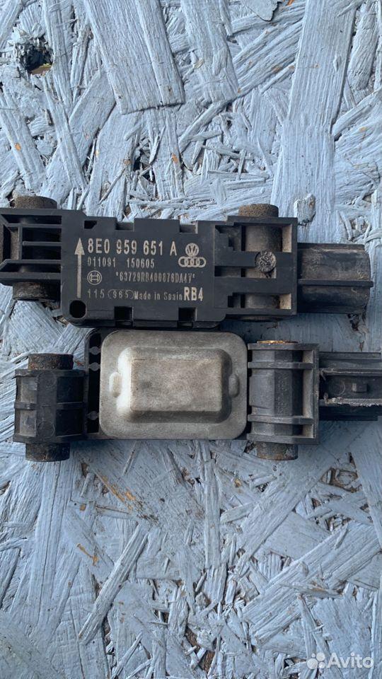 датчик удара Audi A4 B7 (2004 - 2009), 2.0 л., BLB, дизель, вариатор, седан, правый руль, 8E0959651A - фото №1