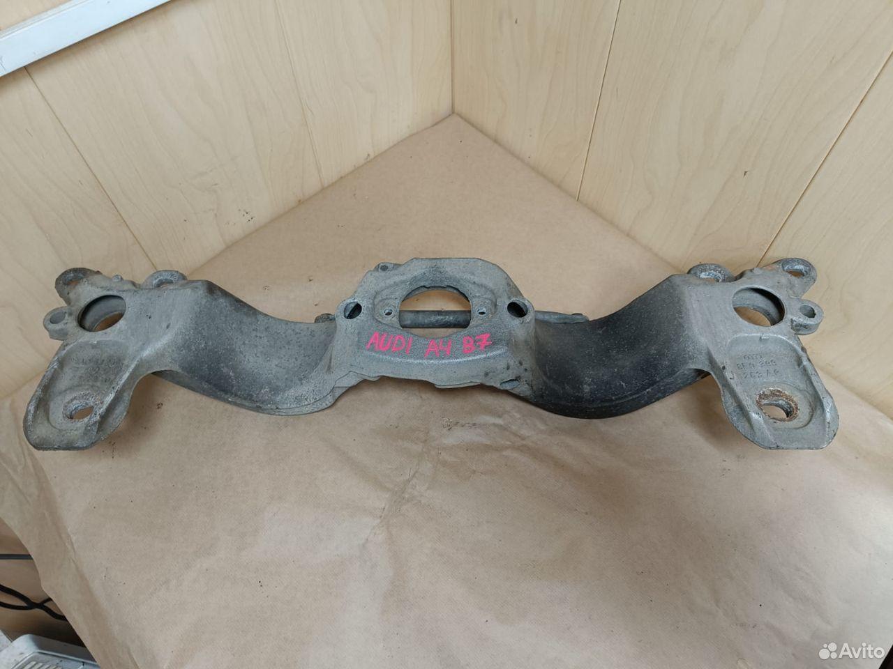 кронштейн КПП Audi A4 B7 (2004 - 2009), 2.0 л., BLB, дизель, вариатор, седан, правый руль, 8E0399263AQ - фото №1