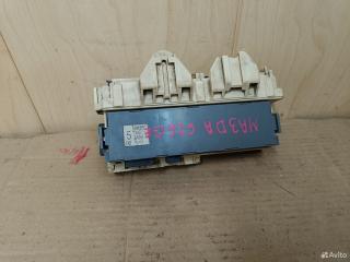 блок предохранителей Mazda 626 GE (1991 - 1997), 2.0 л., бензин, МКПП, седан, TWS6A5R