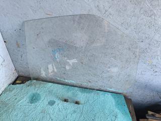 стекло кузовное боковое левое Renault Logan 1 поколение (2004 - 2009)