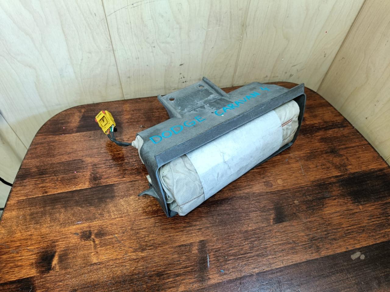 блок AirBag Dodge Caravan 4 поколение 2001, 2.4 л., EDZ, бензин, АКПП - фото №1