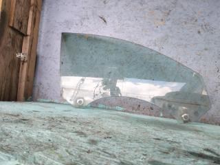 стекло двери передней правой Audi A6 4F/C6 2005, 2.4 л., BDW, бензин, вариатор, x1x1, седан