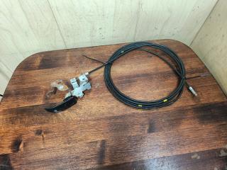 трос открывания лючка топливного бака Mazda 6 1 поколение [рестайлинг] (2005 - 2008), 2.0 л., бензин, МКПП, лифтбэк, правый руль