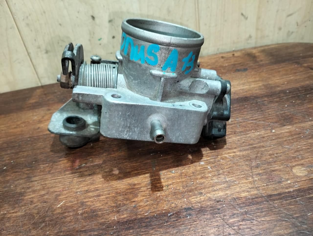 заслонка дроссельная Chery Bonus (A13) 1 поколение (2011 - 2014), 1.5 л., SQR447F, бензин, МКПП, F01R064915, F01R064915 - фото №1