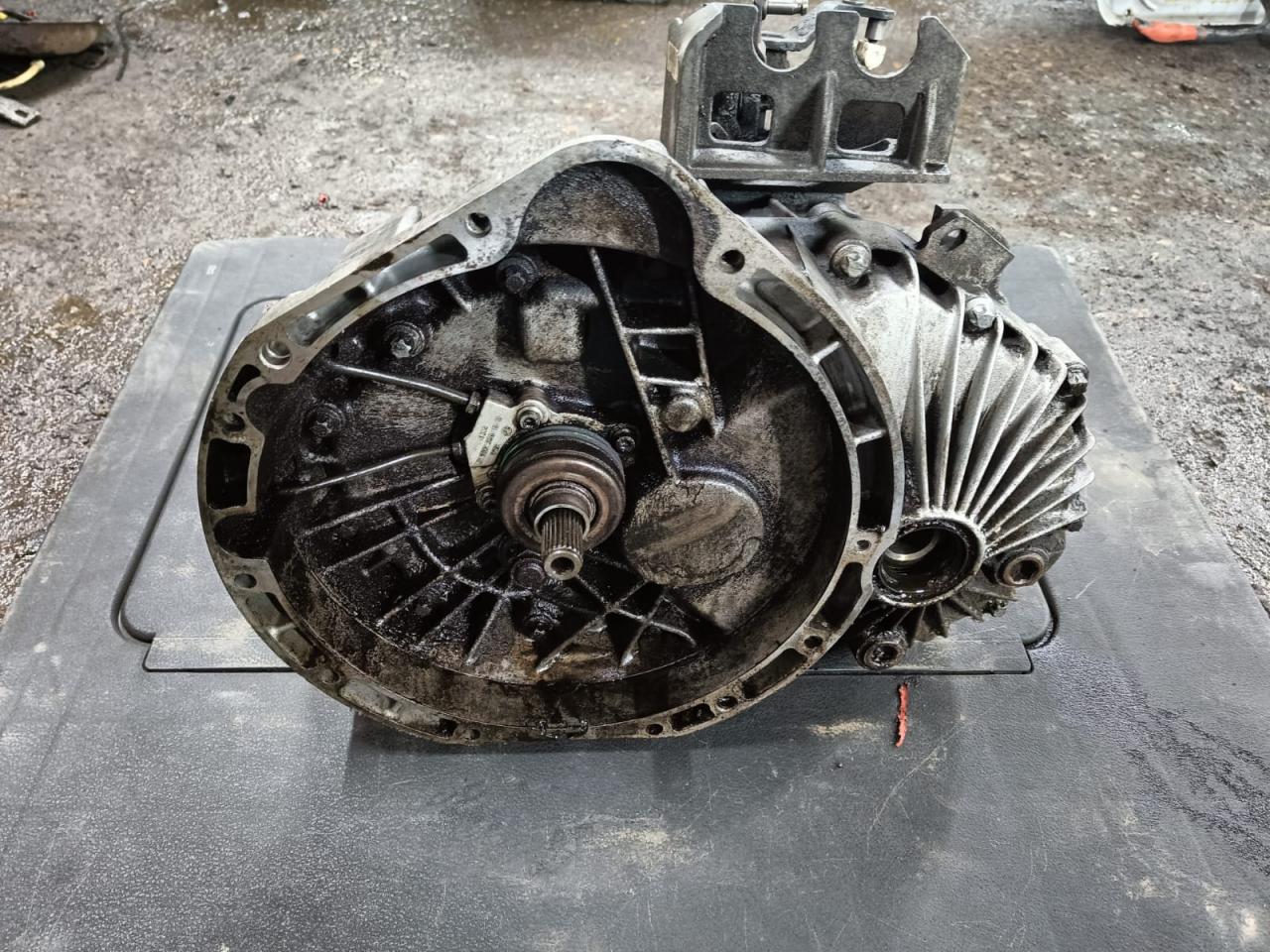 КПП механическая (МКПП) Mercedes-Benz A-Класс W168 W168.031 1998, 1.4 л., M 166.940, бензин, МКПП, A1683610302, 1683610302 - фото №1