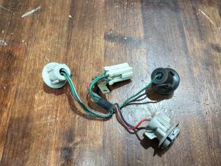 проводка заднего фонаря левого Mitsubishi Lancer 7 поколение 1997, 1.3 л., 4G13 (12V), бензин, МКПП, седан