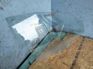 стекло двери передней правой Vortex Estina 1 поколение (2008 - 2013), 1.6 л., бензин, МКПП, седан